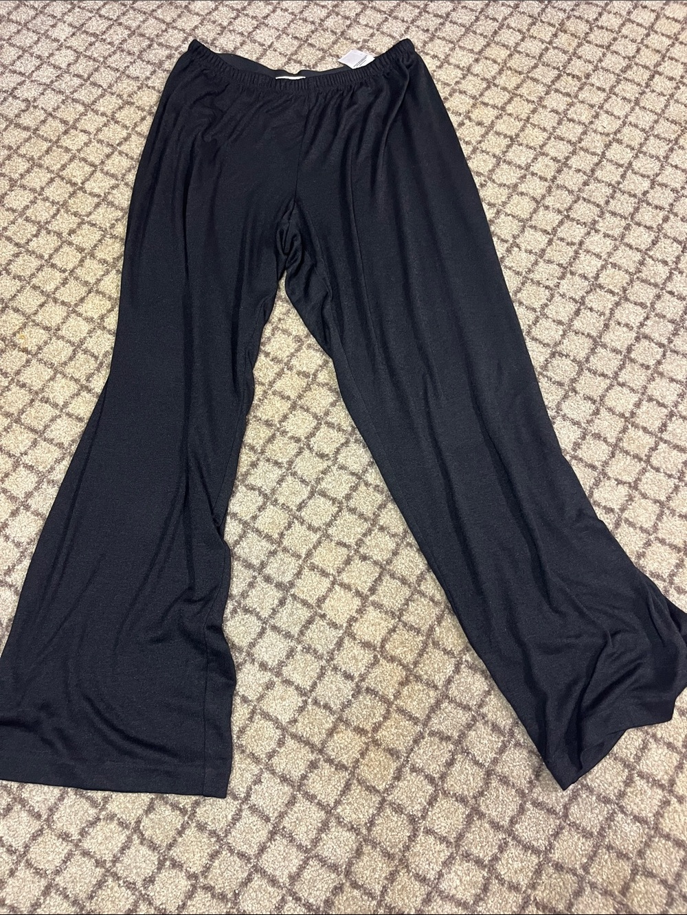 Vince Black Relaxed Pull-On Pants high waisted super soft